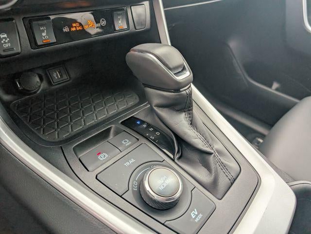 2025 Toyota RAV4 Hybrid XSE