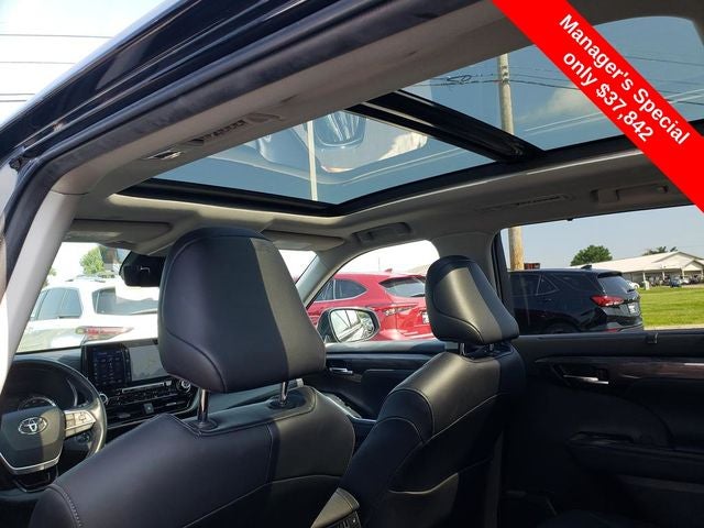 2022 Toyota Highlander Platinum