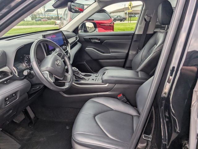 2024 Toyota Highlander XLE