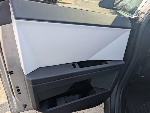 2024 Tesla Cybertruck Cyberbeast