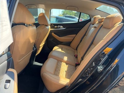 2017 Nissan Maxima SR