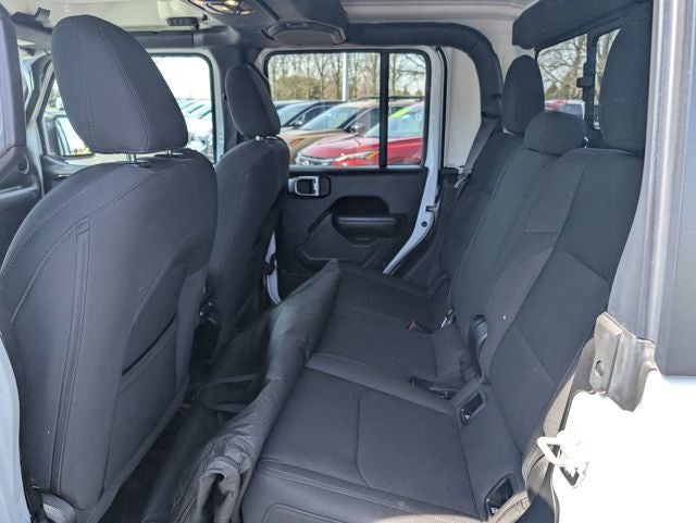 2022 Jeep Gladiator Altitude