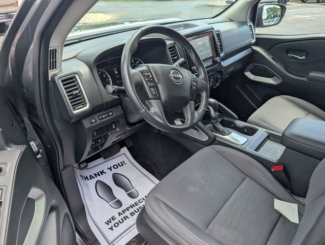 2022 Nissan Frontier SV