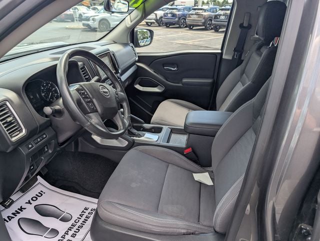 2022 Nissan Frontier SV