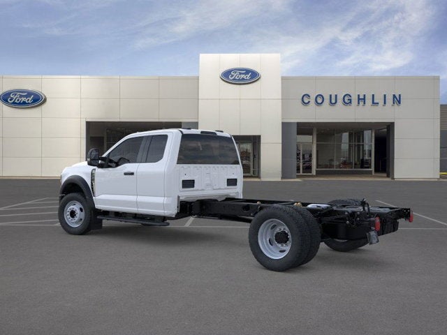 2025 Ford Super Duty F-550 Dually XLT