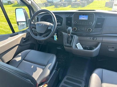 2024 Ford Transit Passenger Wagon XL