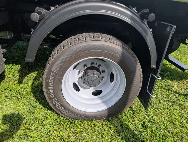 2026 Ford F-550SD DRW