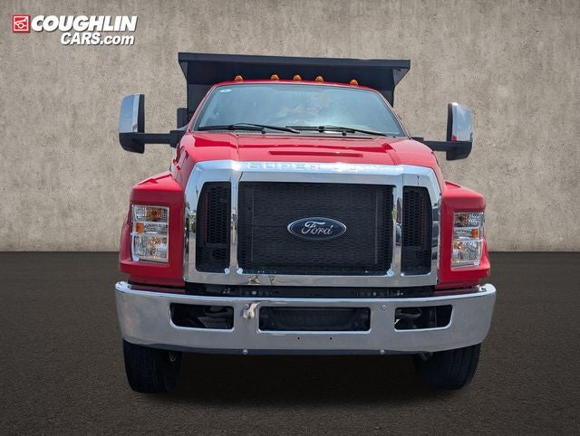 2025 Ford F-750SD Base