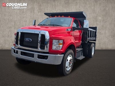 2025 Ford F-750SD Base