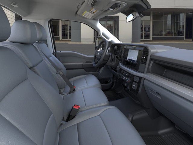 2025 Ford Super Duty F-550 Dually XL