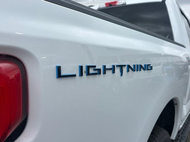 2025 Ford F-150 Lightning Flash