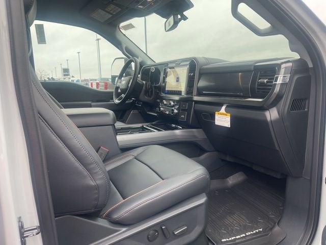 2026 Ford Super Duty F-350 LARIAT