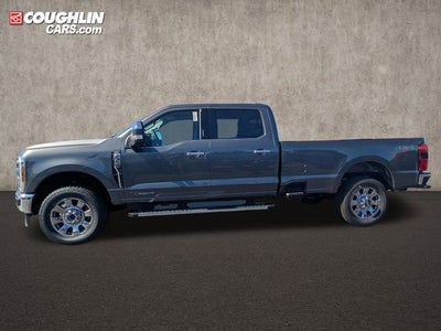 2026 Ford Super Duty F-350 LARIAT