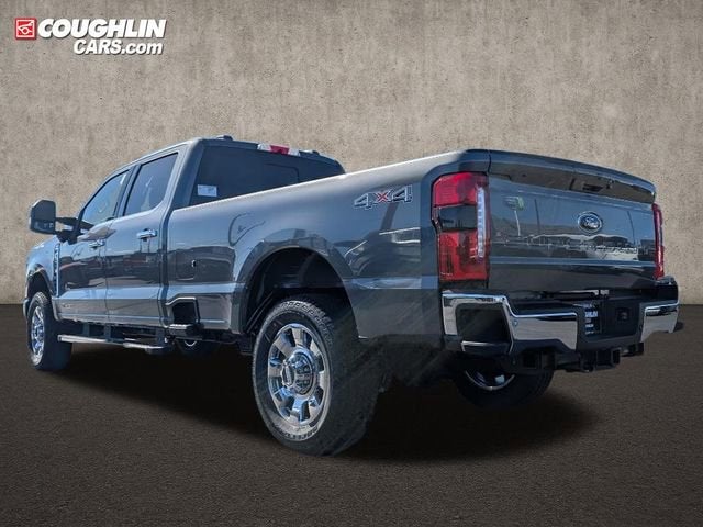2026 Ford Super Duty F-350 LARIAT