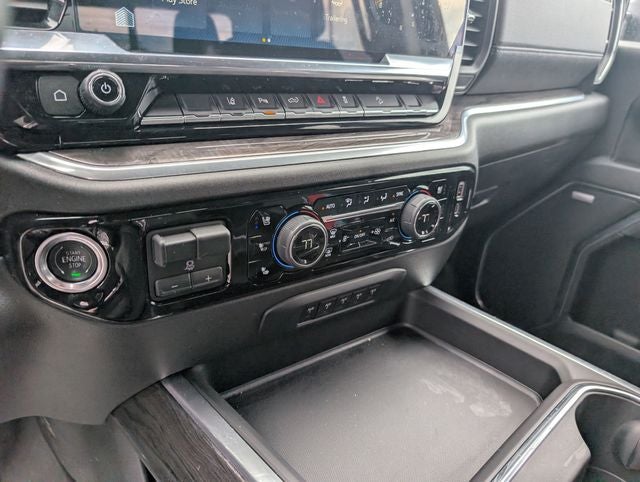 2025 Chevrolet Silverado 3500HD LTZ