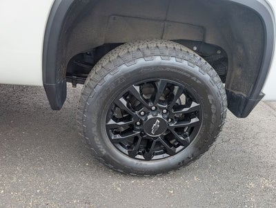 2025 Chevrolet Silverado 3500HD LTZ