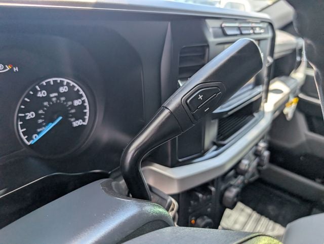 2023 Ford Super Duty F-350 DRW Chassis Cab XL