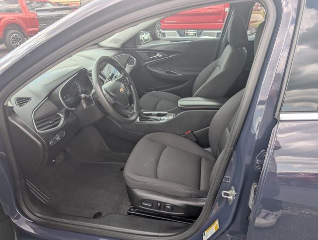 2025 Chevrolet Malibu LT