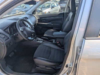 2024 Mitsubishi Outlander Sport SE