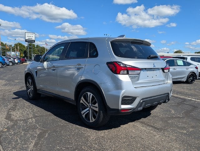 2024 Mitsubishi Outlander Sport SE