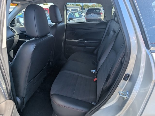 2024 Mitsubishi Outlander Sport SE
