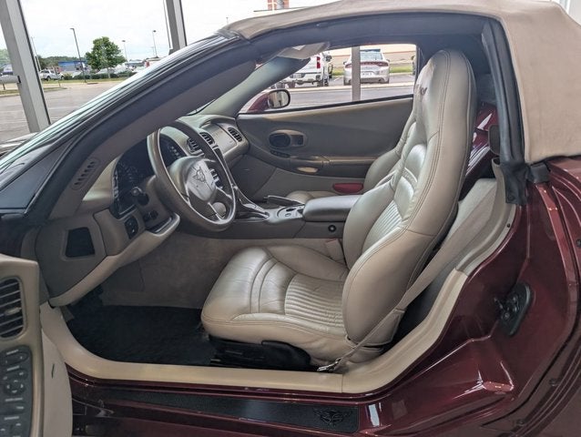 2003 Chevrolet Corvette Base