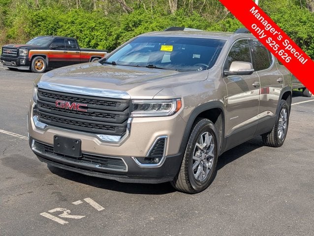 2023 GMC Acadia SLT