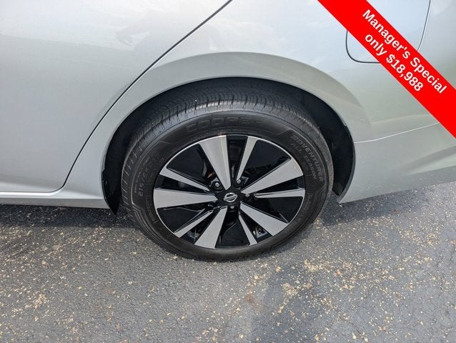 2021 Nissan Altima 2.5 SV
