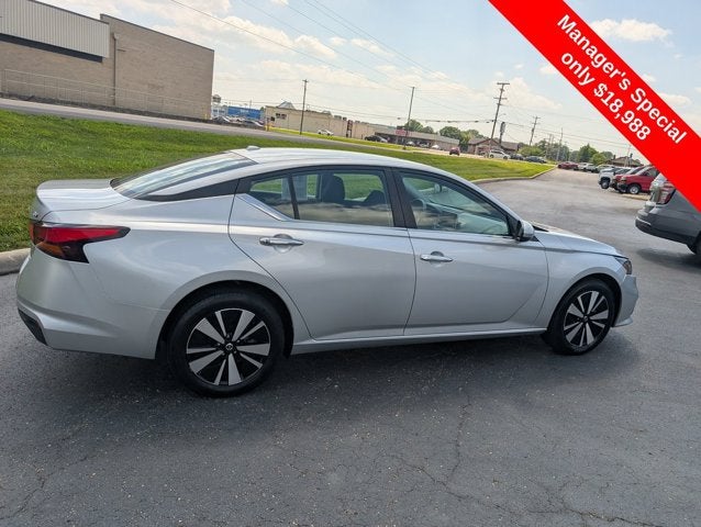2021 Nissan Altima 2.5 SV