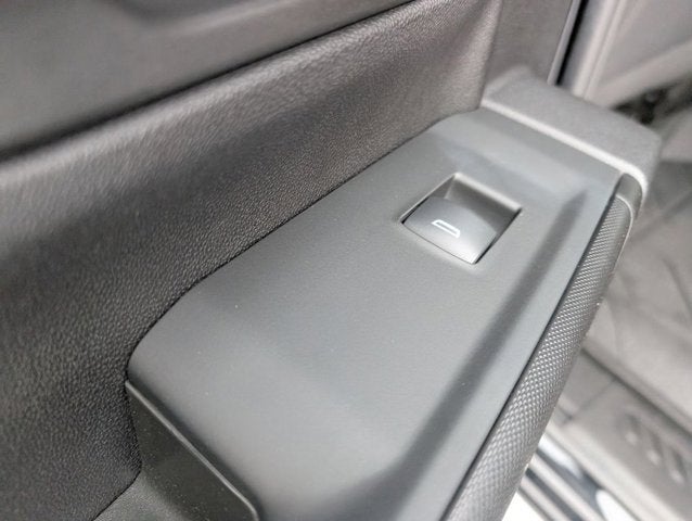 2024 Chevrolet Silverado 2500HD 4WD Crew Cab 159" Custom