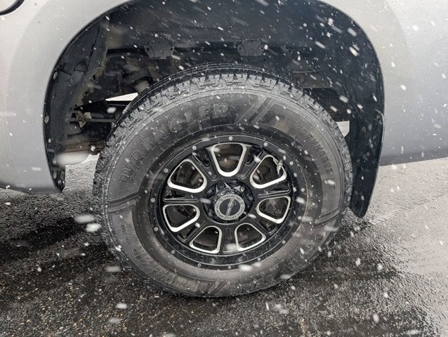 2011 Toyota Tundra 4WD Truck Grade