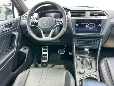 2022 Volkswagen Tiguan 2.0T SE R-Line Black