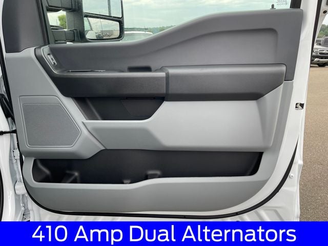 2026 Ford F-600SD XL