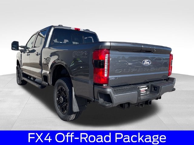 2027 Ford F-350SD Lariat