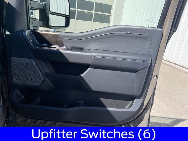 2027 Ford F-350SD Lariat DRW