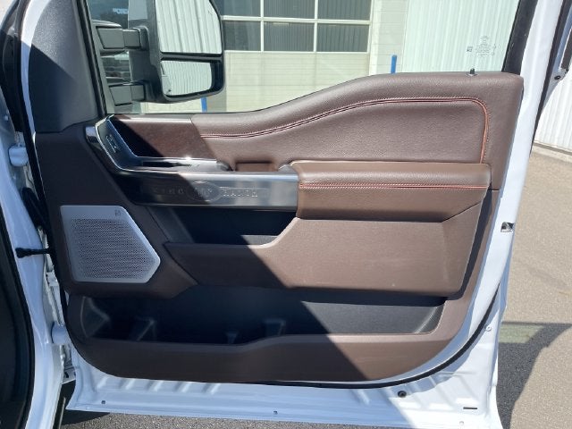 2027 Ford F-350SD King Ranch DRW