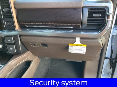 2027 Ford F-350SD King Ranch DRW