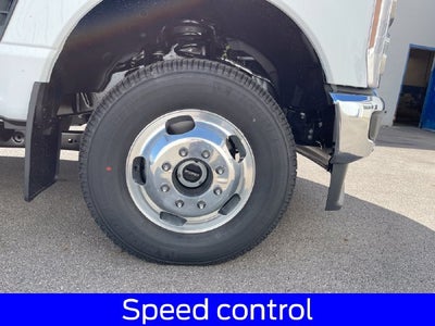 2027 Ford F-350SD King Ranch DRW