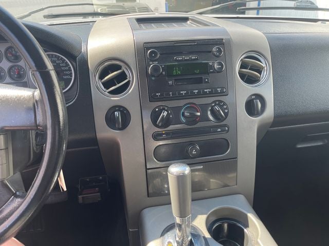 2005 Ford F-150 XLT