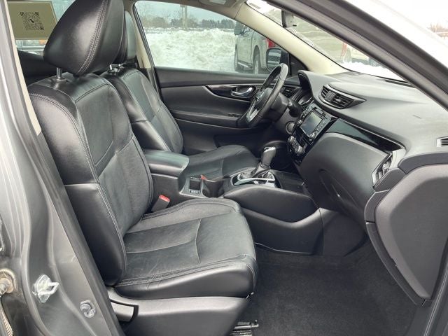 2017 Nissan Rogue Sport SL