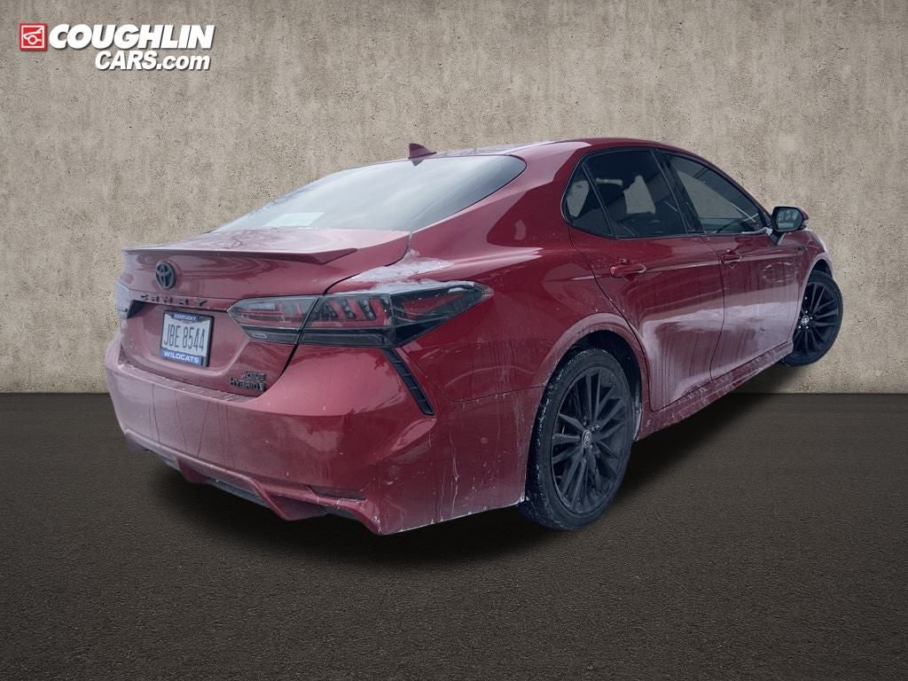 2021 Toyota Camry Hybrid XSE