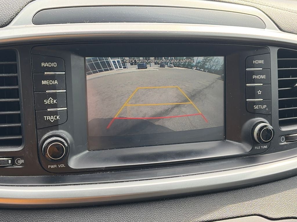 2020 Kia Sorento LX