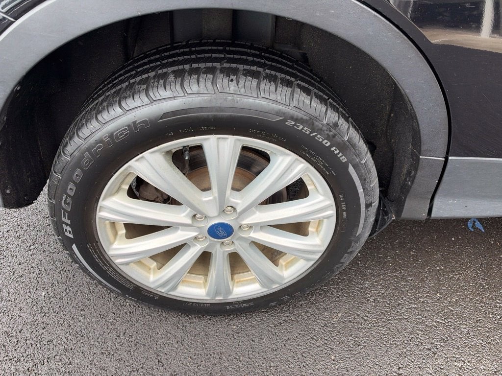 2019 Ford Escape SEL