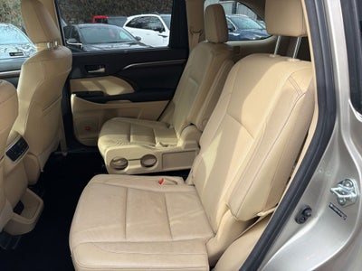 2014 Toyota Highlander Base