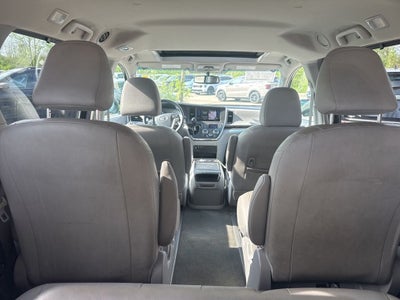 2017 Toyota Sienna XLE 7 Passenger