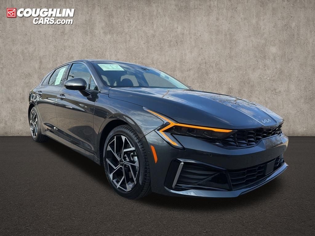 2025 Kia K5 EX