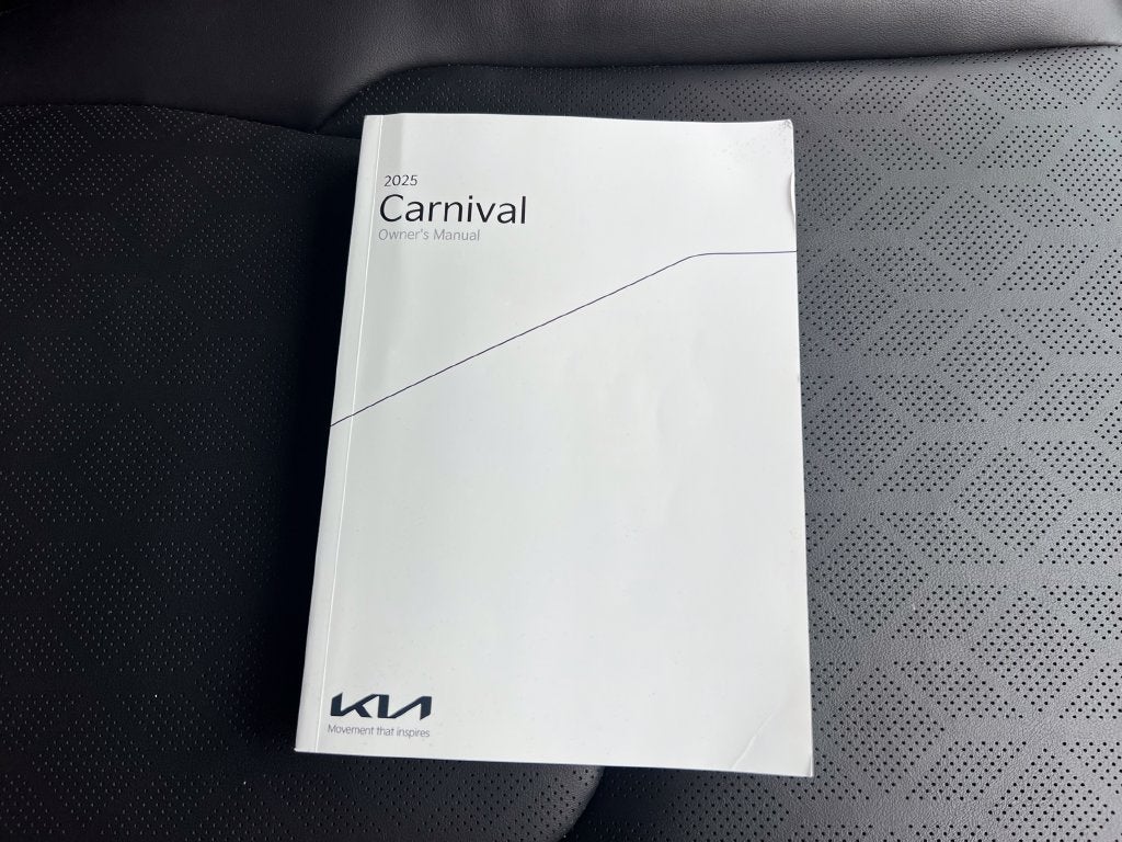 2025 Kia Carnival LXS