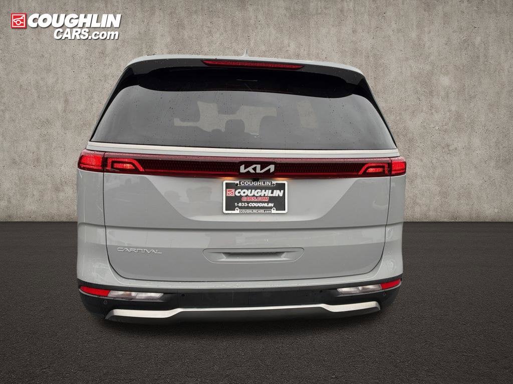 2024 Kia Carnival SX