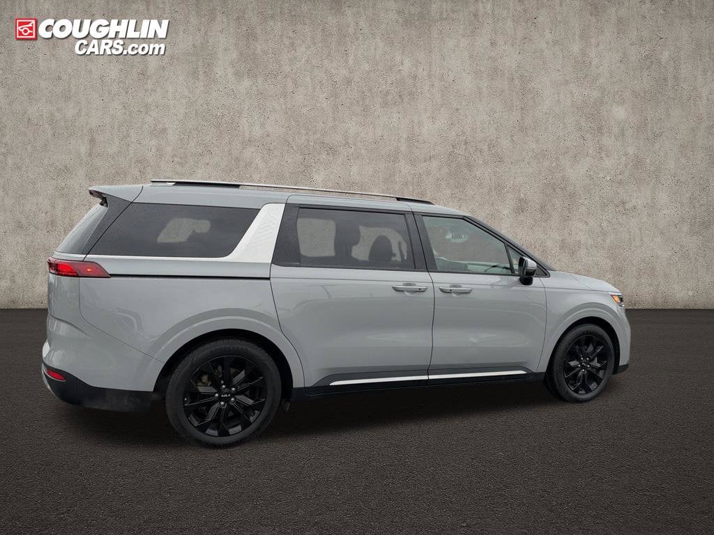 2024 Kia Carnival SX