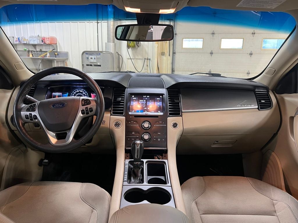 2018 Ford Taurus SEL